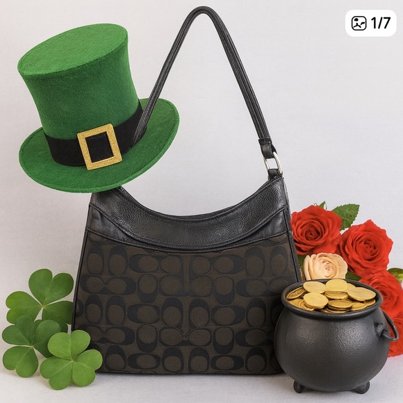Coach Handbags - COACH F13744 Hobo Bag circa 2010-2019